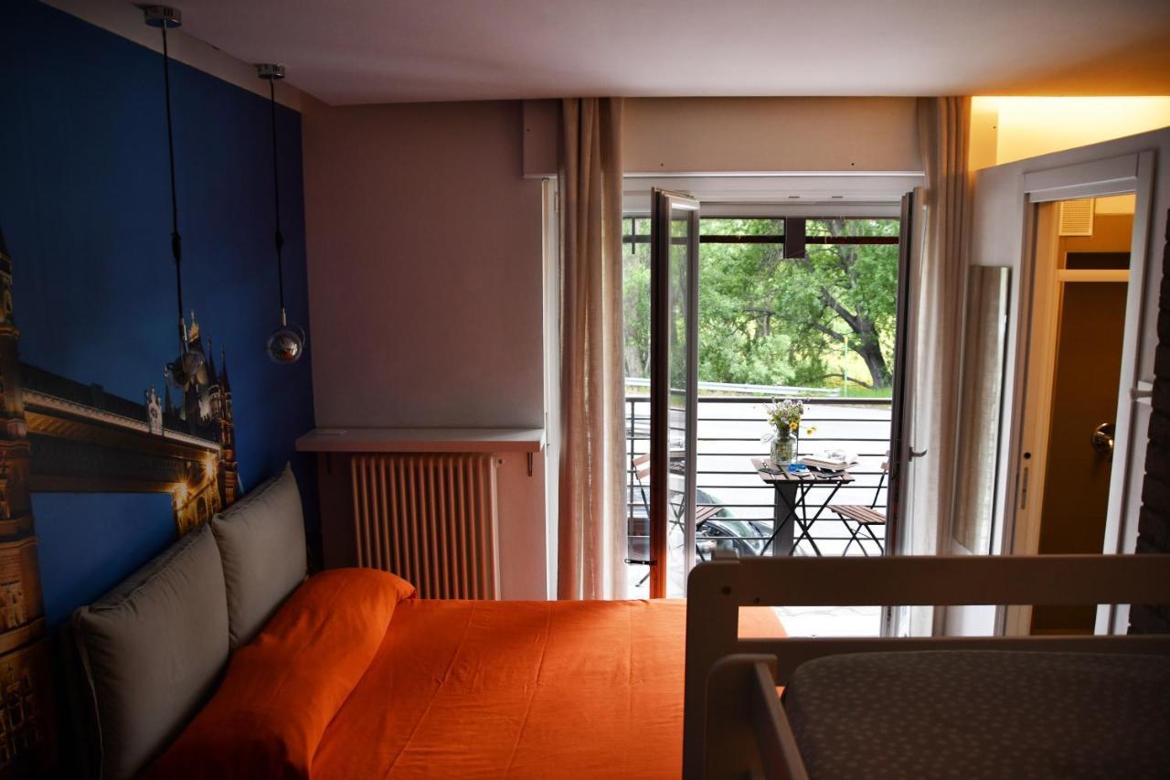 Smile Accomodation Winter Time Aosta Exterior photo