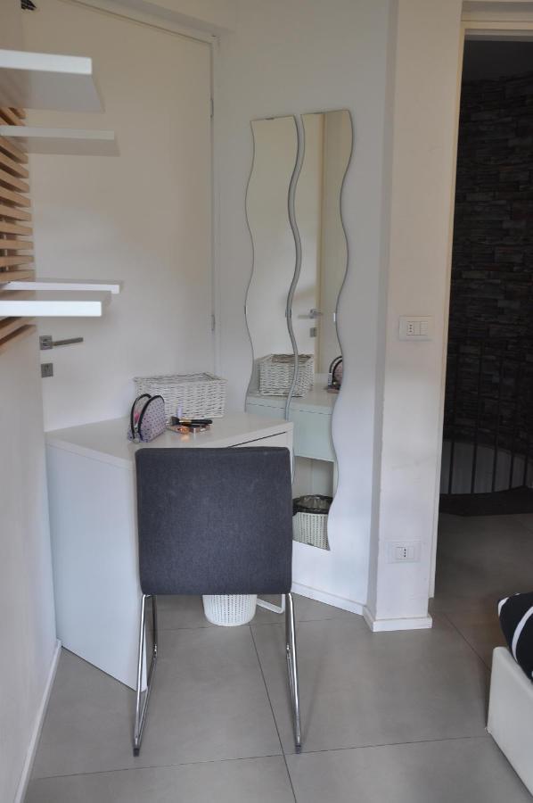 Smile Accomodation Winter Time Aosta Exterior photo