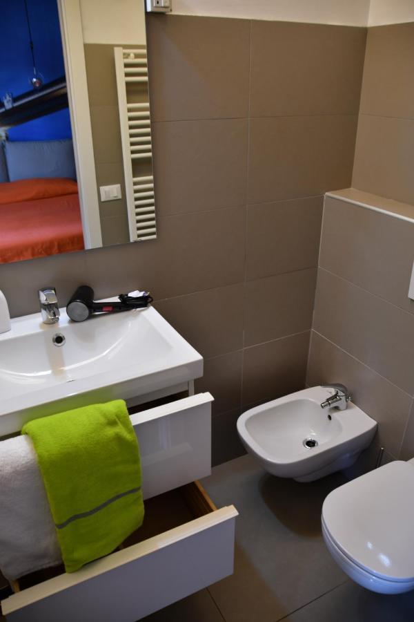 Smile Accomodation Winter Time Aosta Exterior photo